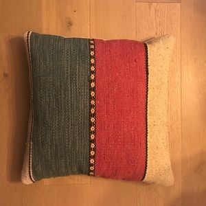 Vintage Style Pillow Cover